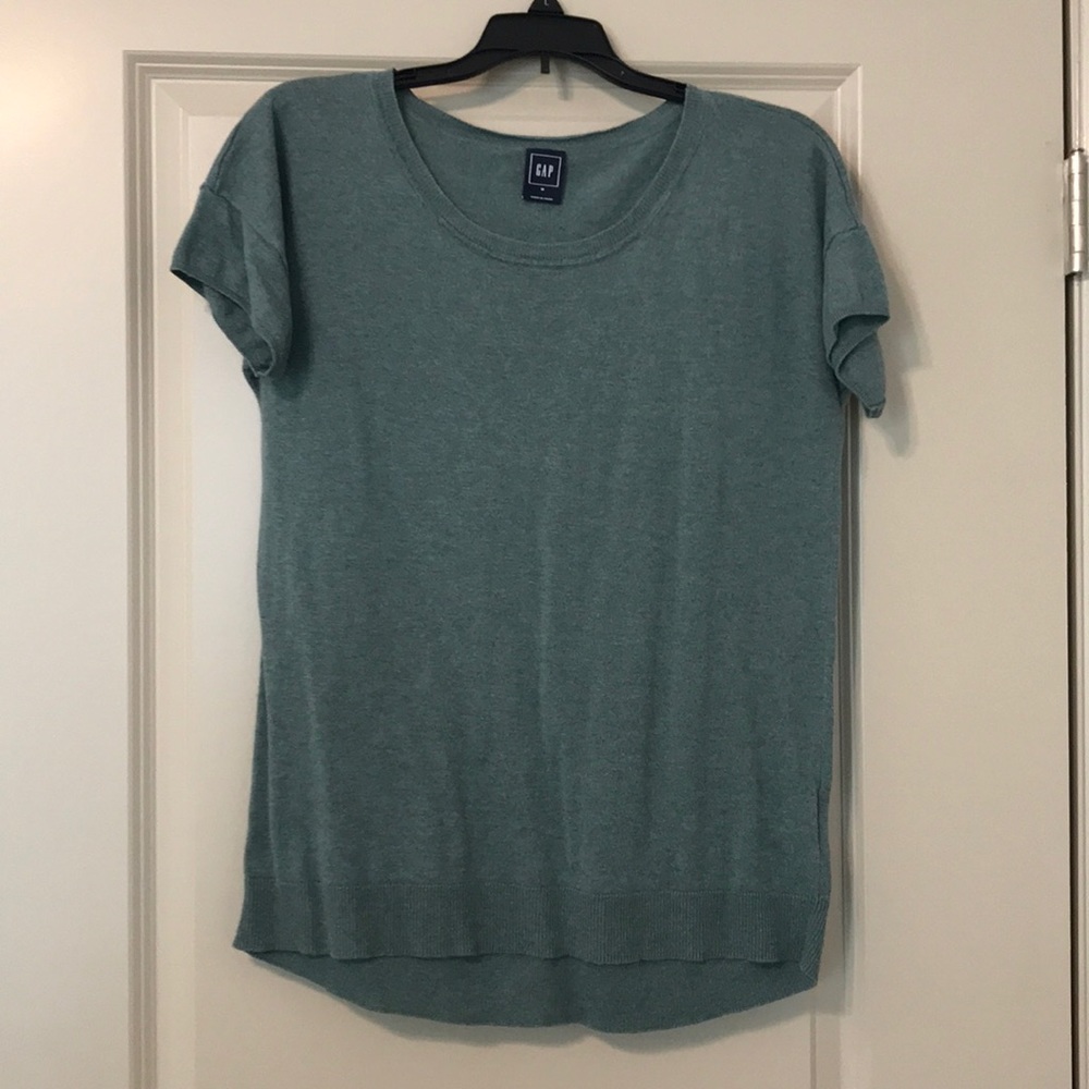 Sweater short-sleeve shirt